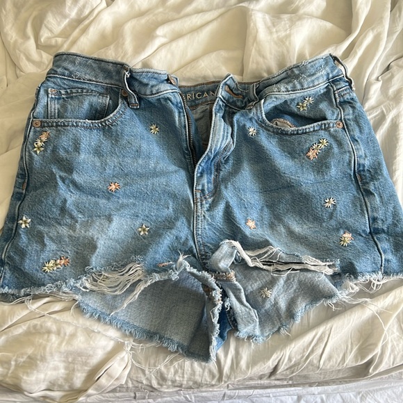 American Eagle Flower Jean Shorts - Picture 1 of 2